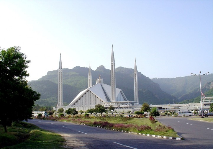 When Saudi Arabia funds Salafist mosques and schools, mainstream Muslims can become susceptible to jihadism. Pictured: Saudi-funded mosque in Pakistan. (Photo: Wikipedia)