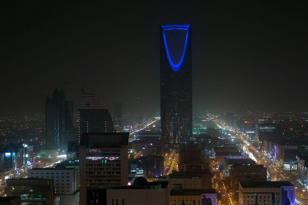 saudi-arabia-kingdom-tower-oil