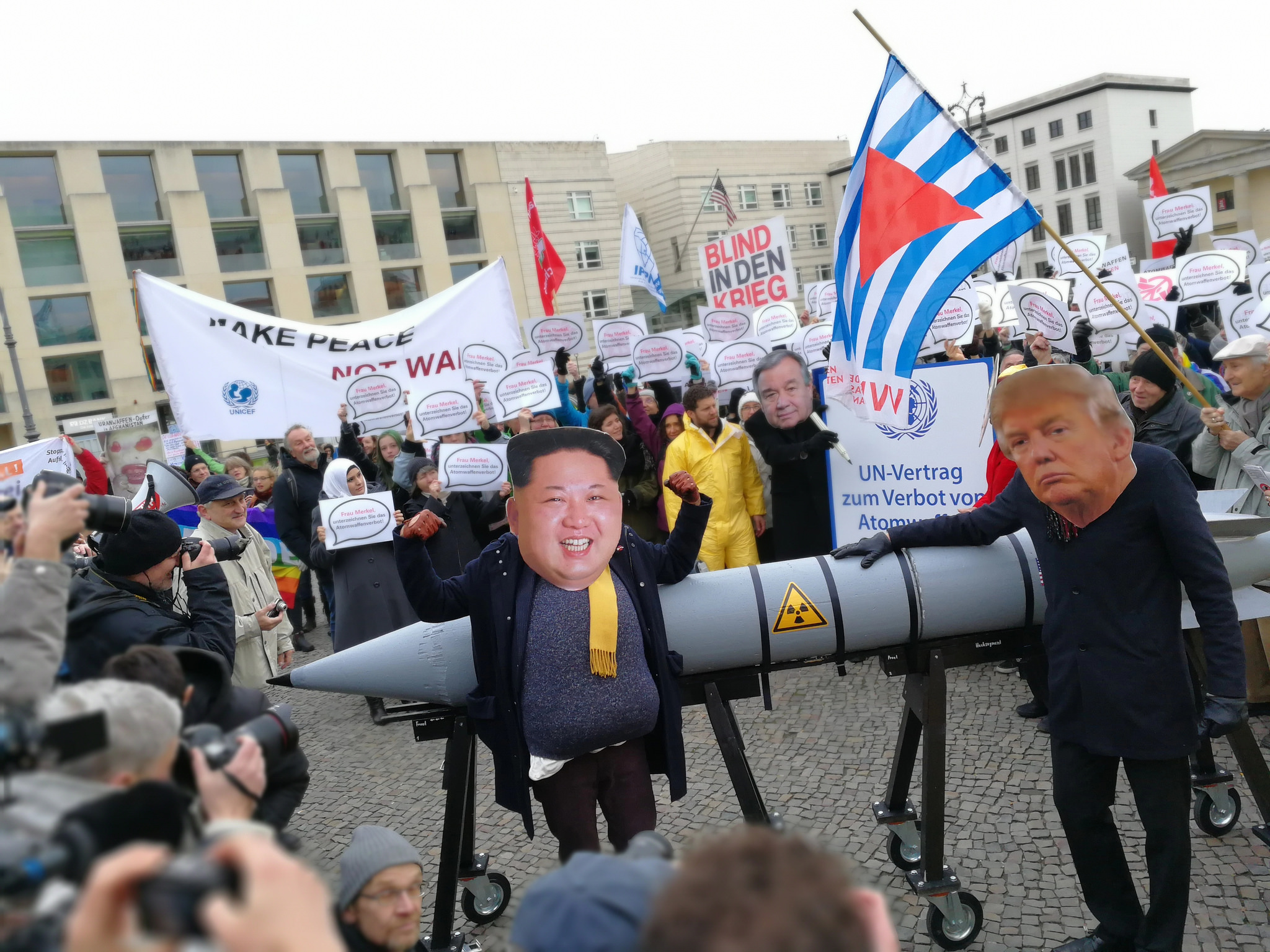 trump-kim-nuclear-weapons-nukes-no-first-use