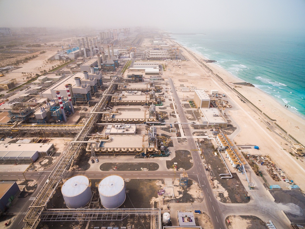 Fossil fuel infrastructure along the coast in Dubai, UAE (Shutterstock)